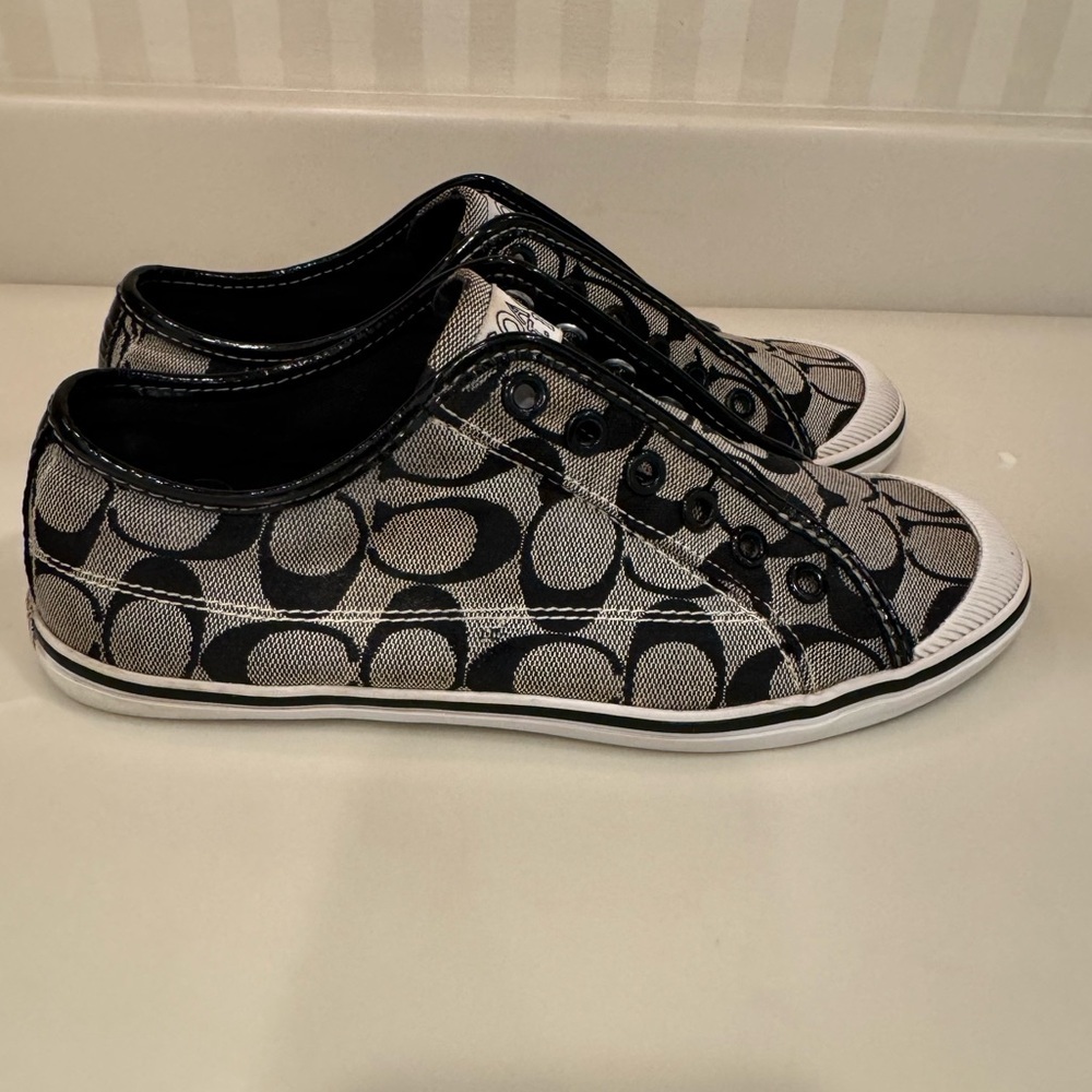 Coach Kira Laceless Slip On Sneakers Jacquard Black White Logo - Picture 8 of 16